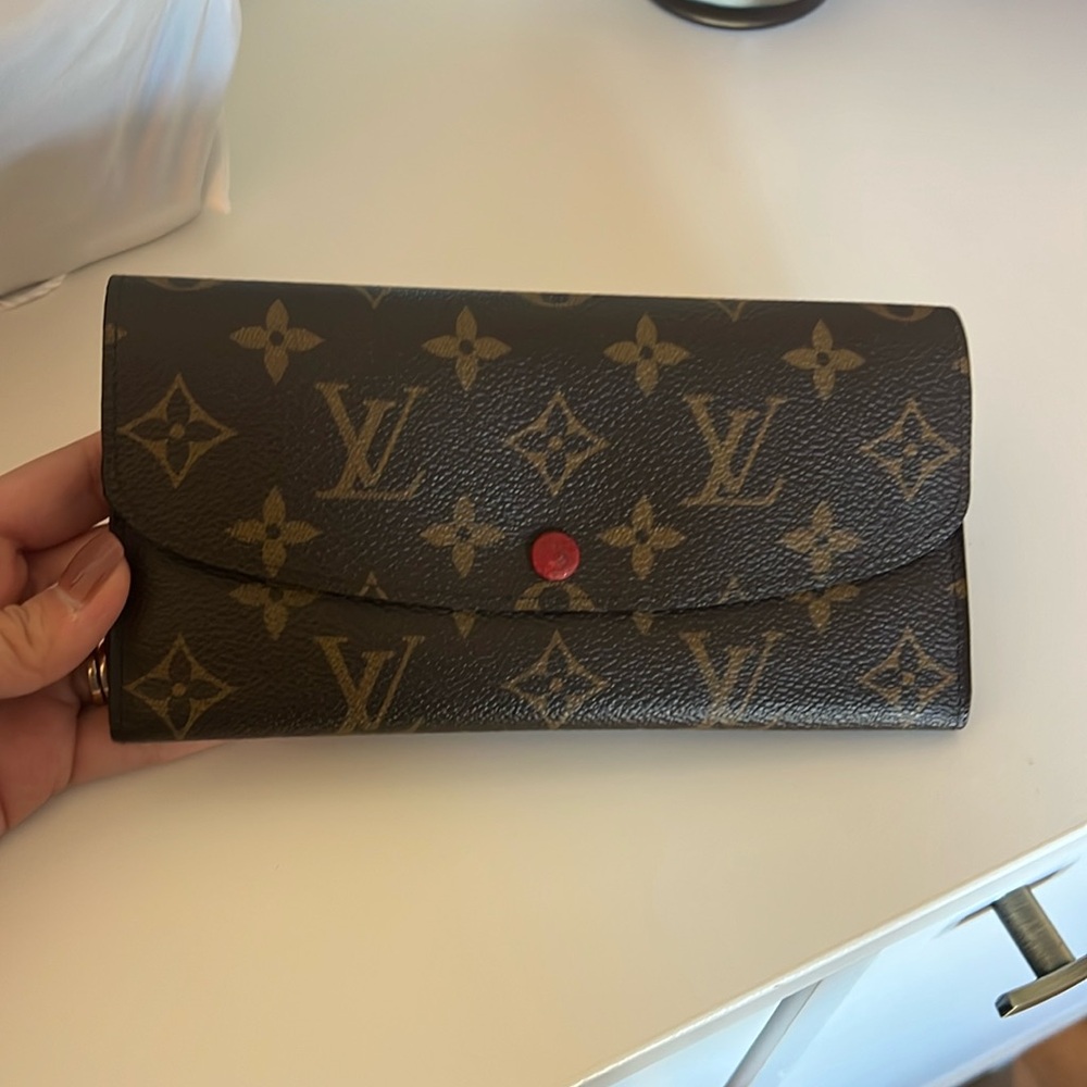 ✨Louis Vuitton Monogram Emilie Wallet